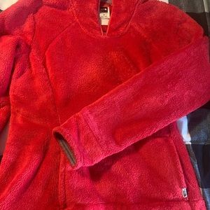 North Face pull over